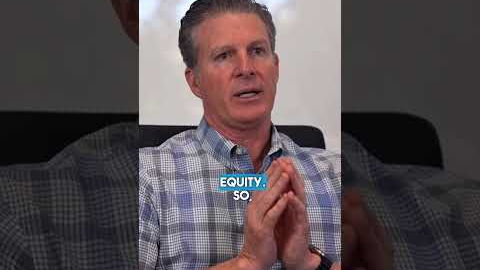 Private Equity vs Private Debt Investing